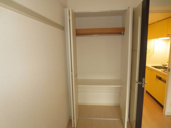 物件内観写真15　(収納)