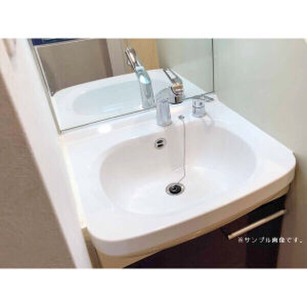 物件内観写真4　(洗面)