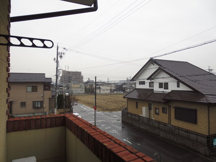 物件内観写真10　(室内からの展望)