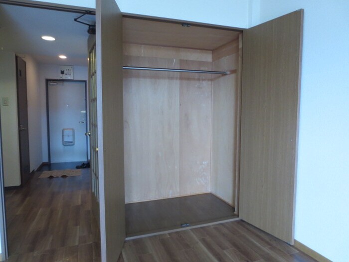 物件内観写真13　(収納)