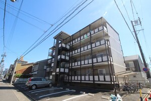 扇ﾊｲﾂ外観写真