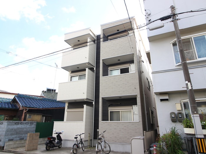 物件外観写真2　(外観写真)