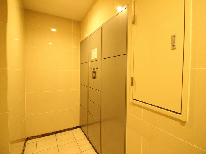 物件外観写真6　(建物設備)