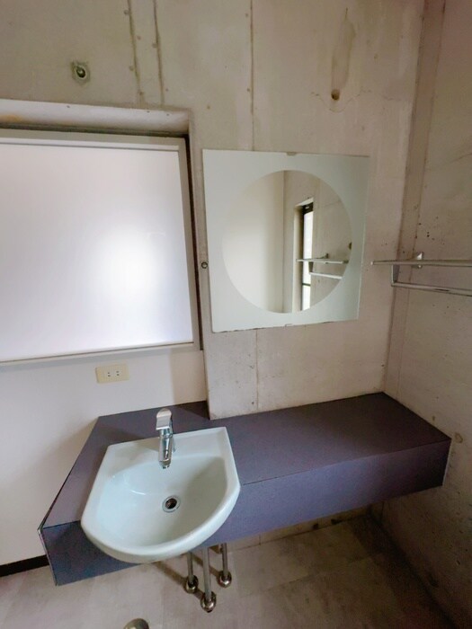 物件内観写真12　(洗面)