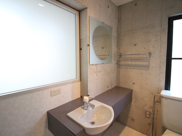 物件内観写真13　(洗面)