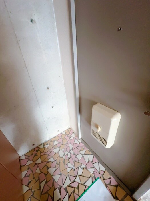 物件内観写真15　(玄関)