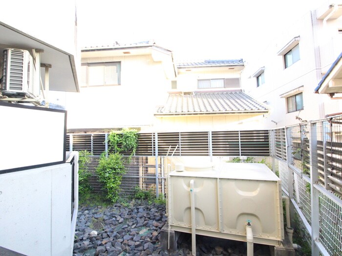 物件内観写真16　(室内からの展望)