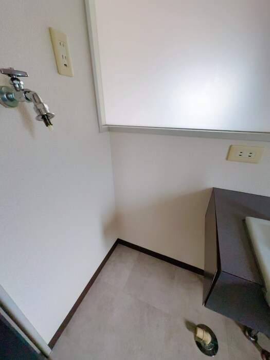 物件内観写真19　(洗濯機置場)