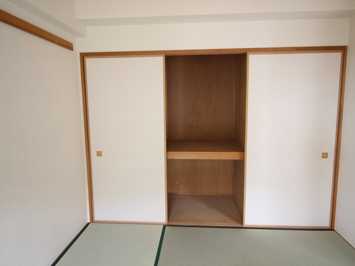 物件内観写真17　(収納)