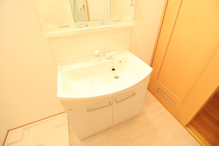 物件内観写真9　(洗面)