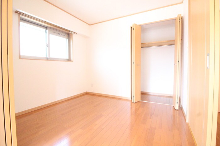 物件内観写真14　(居室)