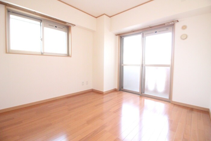 物件内観写真18　(居室)