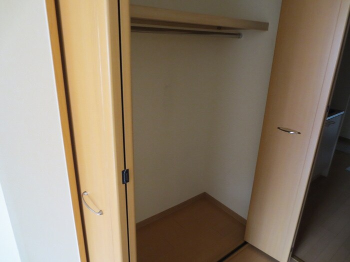 物件内観写真11　(収納)