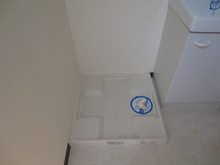 物件内観写真19　(洗濯機置場)