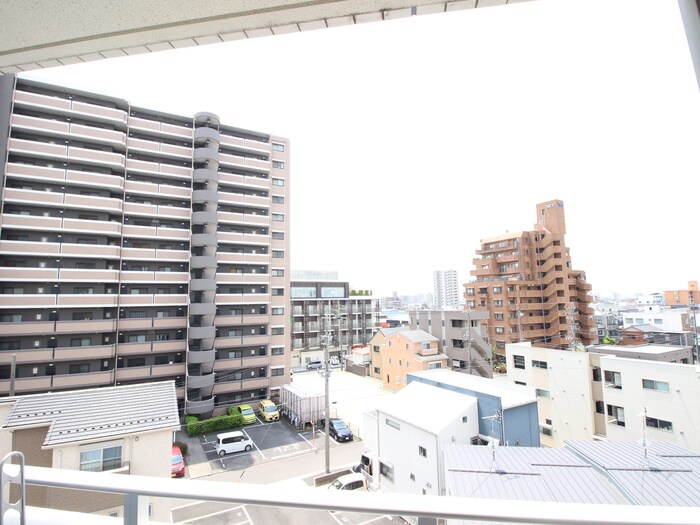 物件内観写真19　(室内からの展望)