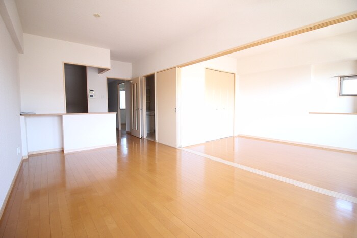 物件内観写真13　(居室)