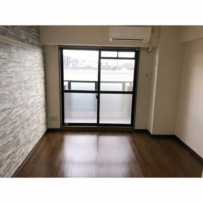 物件内観写真13　(居室)