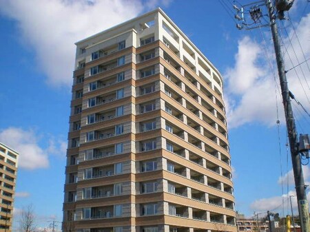 ｾﾝﾄﾗﾙｶﾞｰﾃﾞﾝ･ﾚｼﾞﾃﾞﾝｽC棟（402）外観写真