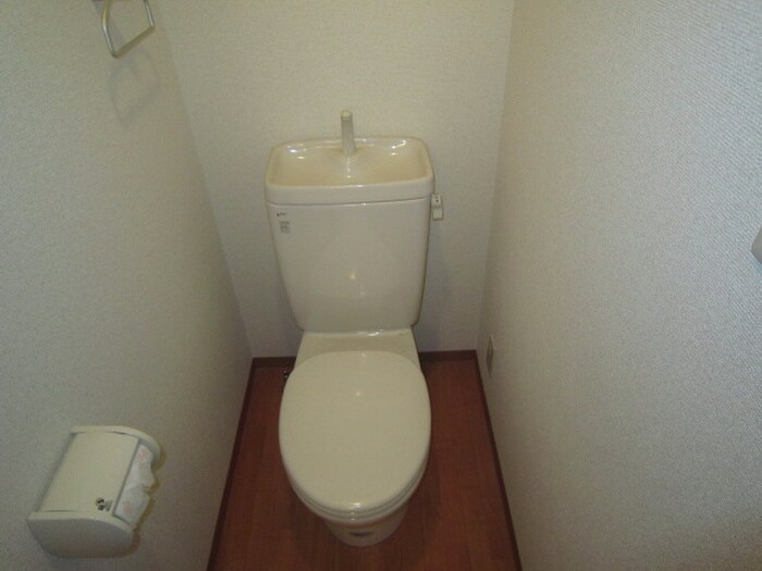 物件内観写真9　(トイレ)