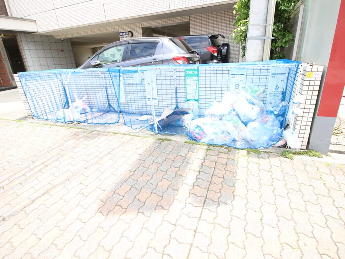 物件外観写真6　(周辺環境)