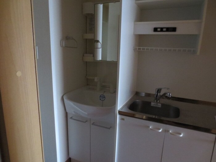 物件内観写真15　(洗面)