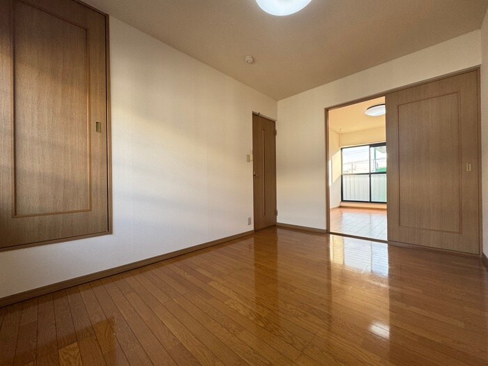 物件内観写真18　(居室)