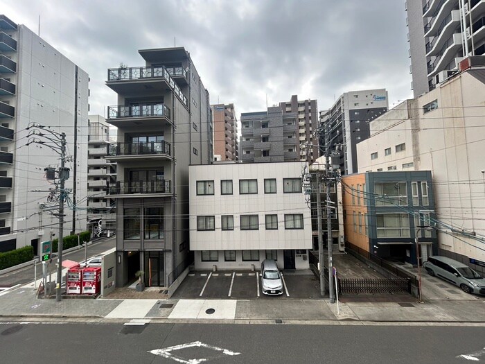 物件内観写真17　(室内からの展望)