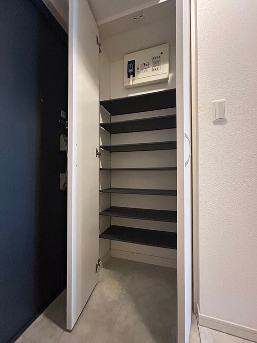 物件内観写真21　(玄関)