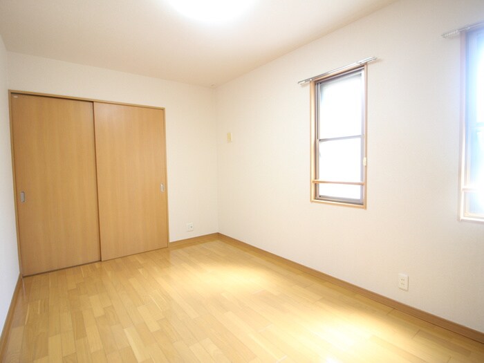 物件内観写真18　(居室)