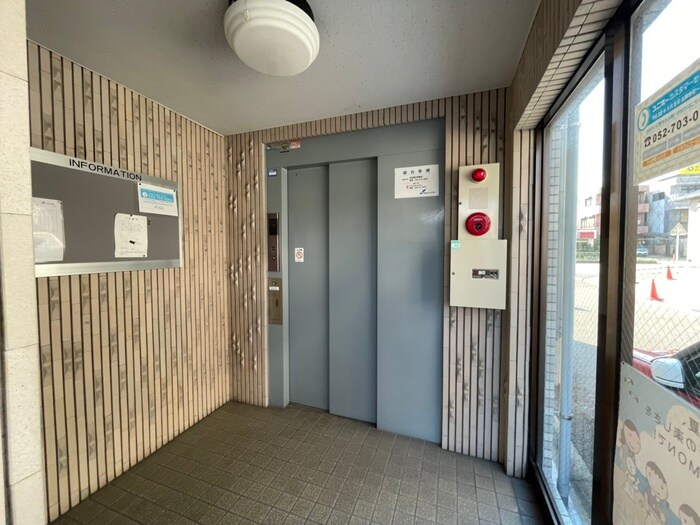 物件外観写真3　(建物設備)