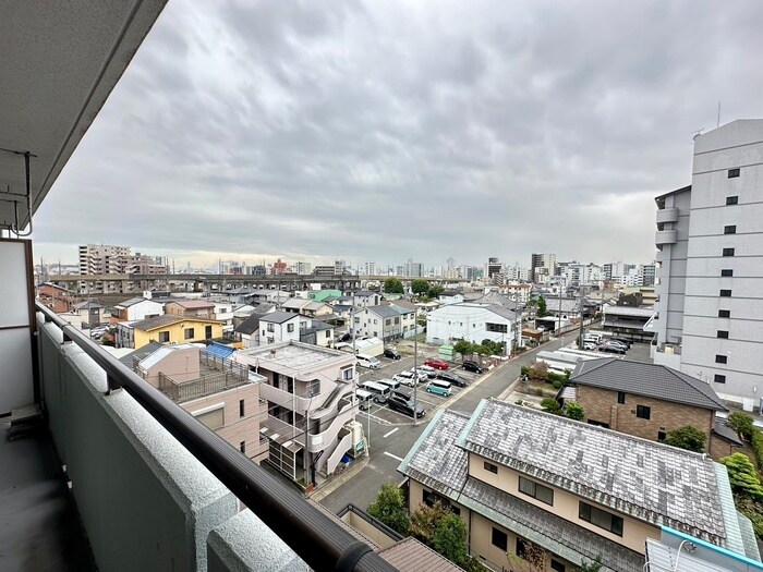 物件内観写真16　(室内からの展望)