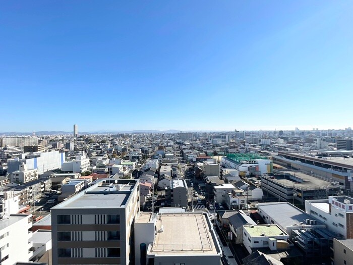 物件内観写真22　(室内からの展望)