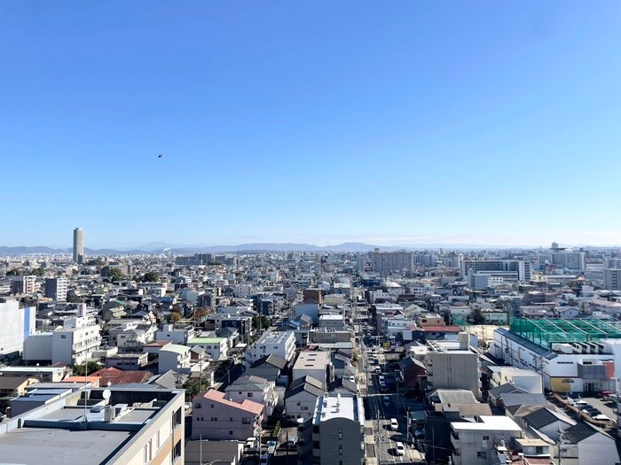 物件内観写真17　(室内からの展望)