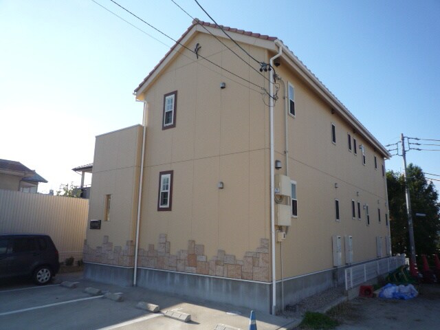 物件外観写真2　(外観写真)