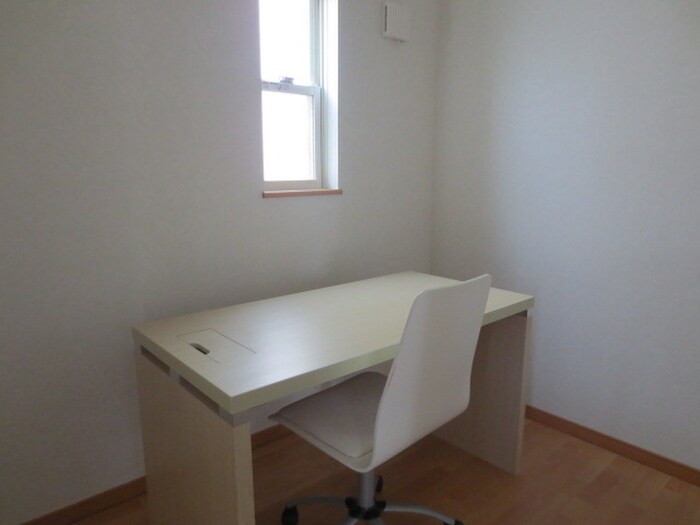 物件内観写真14　(内観写真)