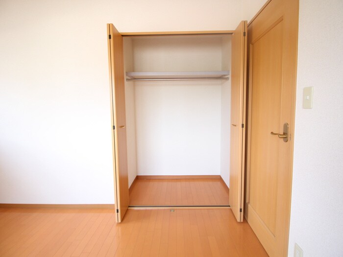 物件内観写真15　(収納)
