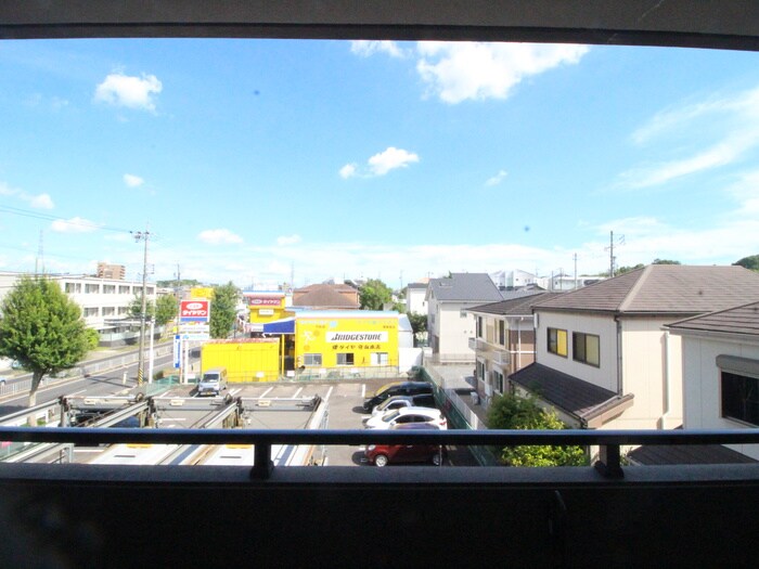 物件内観写真19　(室内からの展望)