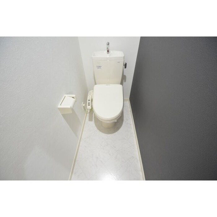 物件内観写真12　(トイレ)