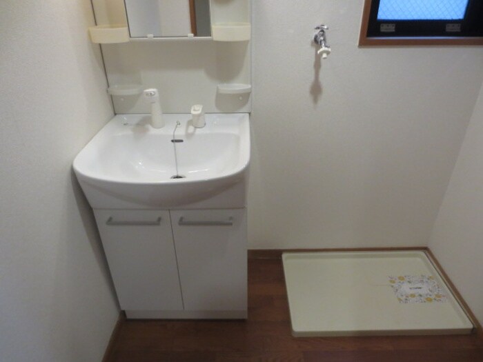 物件内観写真12　(洗面)