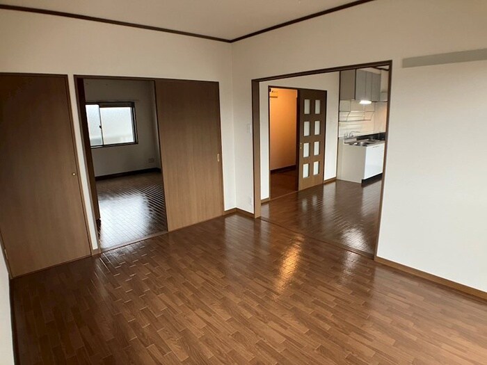 物件内観写真6　(居室)