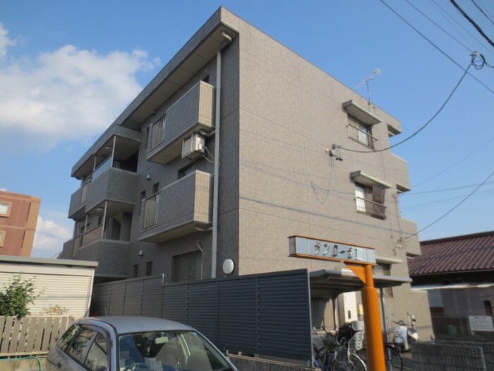 物件外観写真3　(外観写真)