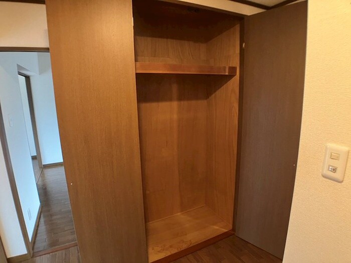 物件内観写真7　(収納)
