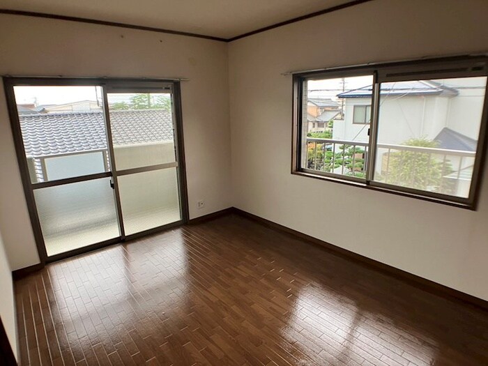 物件内観写真8　(居室)