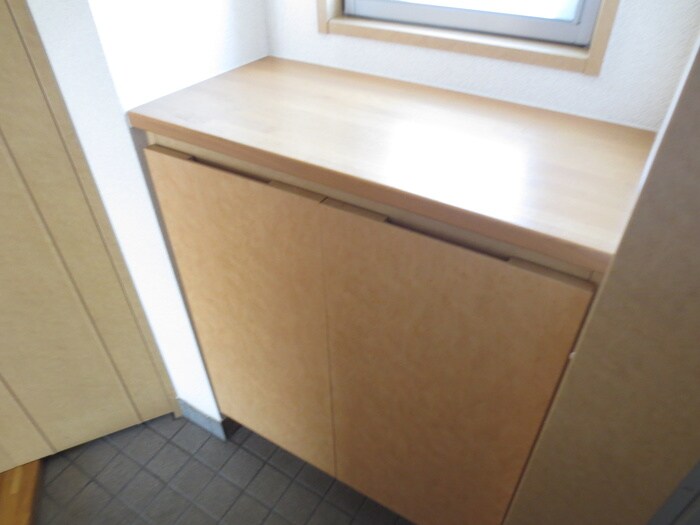 物件内観写真8　(靴箱)