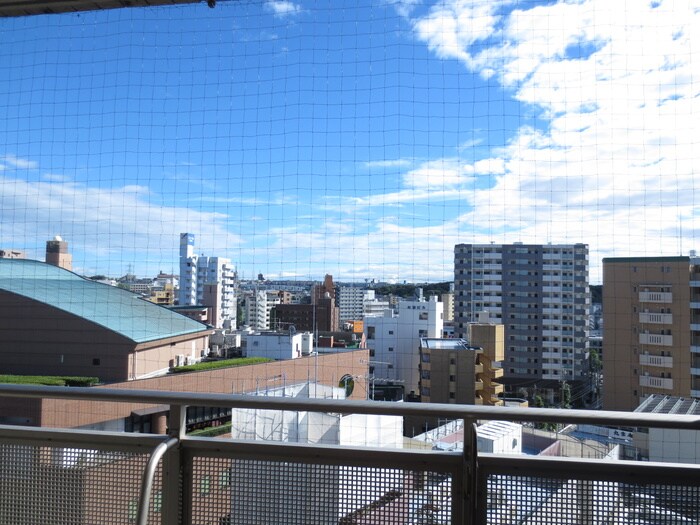 物件内観写真20　(室内からの展望)