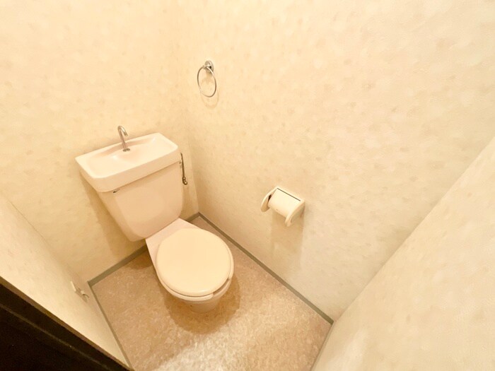 物件内観写真15　(トイレ)