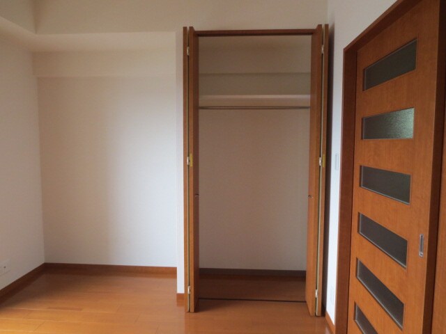 物件内観写真12　(収納)