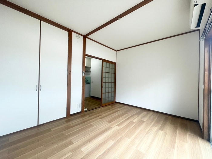 物件内観写真8　(居室)