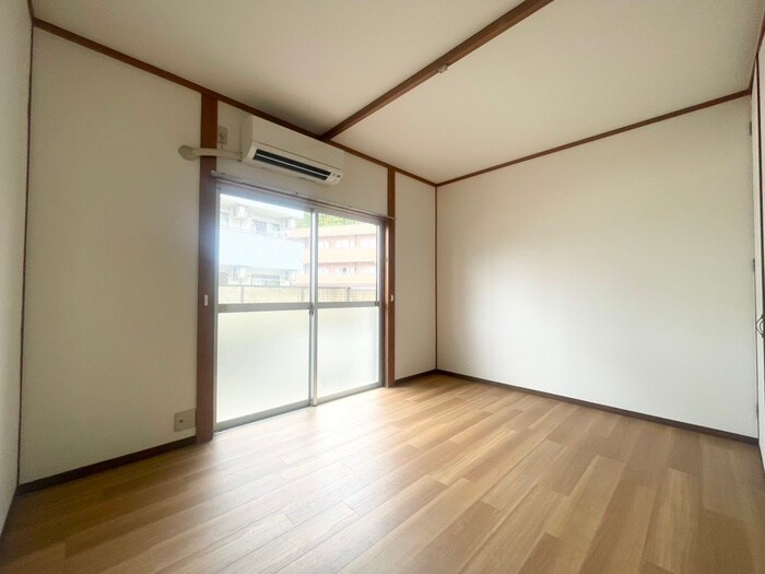 物件内観写真10　(居室)