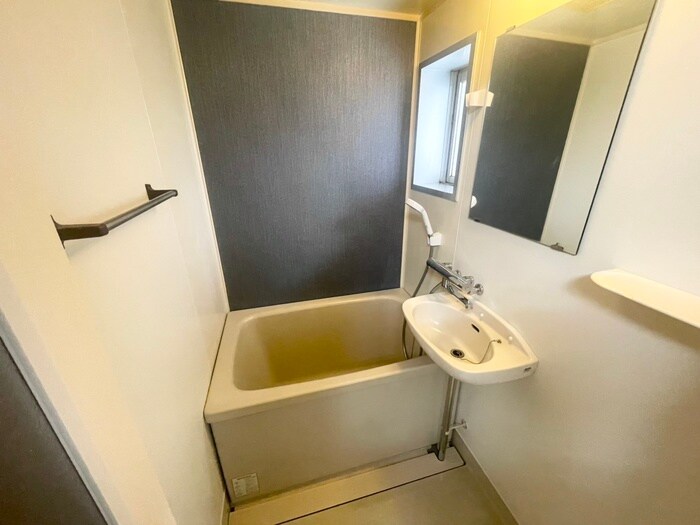 物件内観写真13　(バス／シャワールーム等)